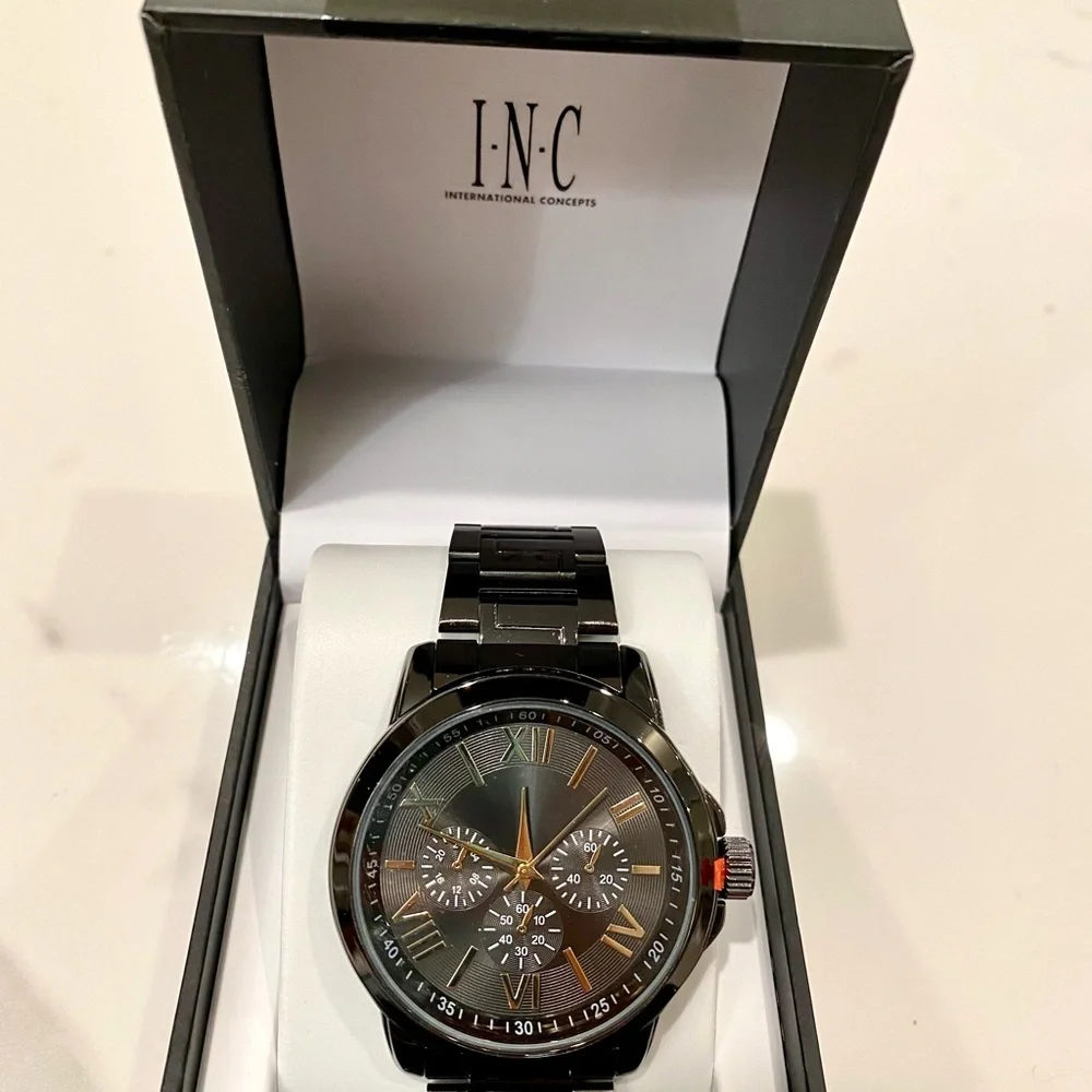 New - Stylish Men’s Watch
